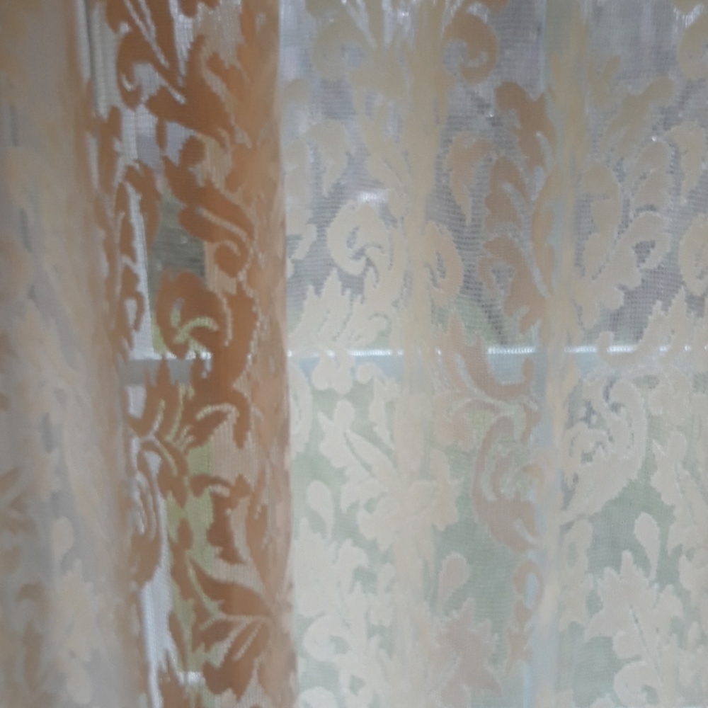 Lace Curtains custom made - Picture 6 of 7